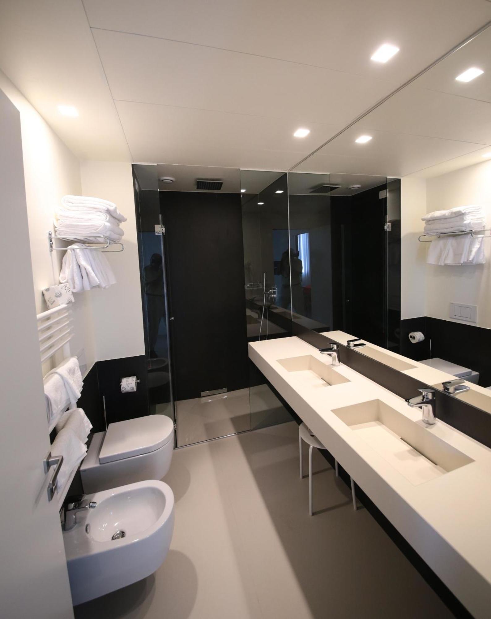 Hotel Cristallo Senigallia Phòng bức ảnh