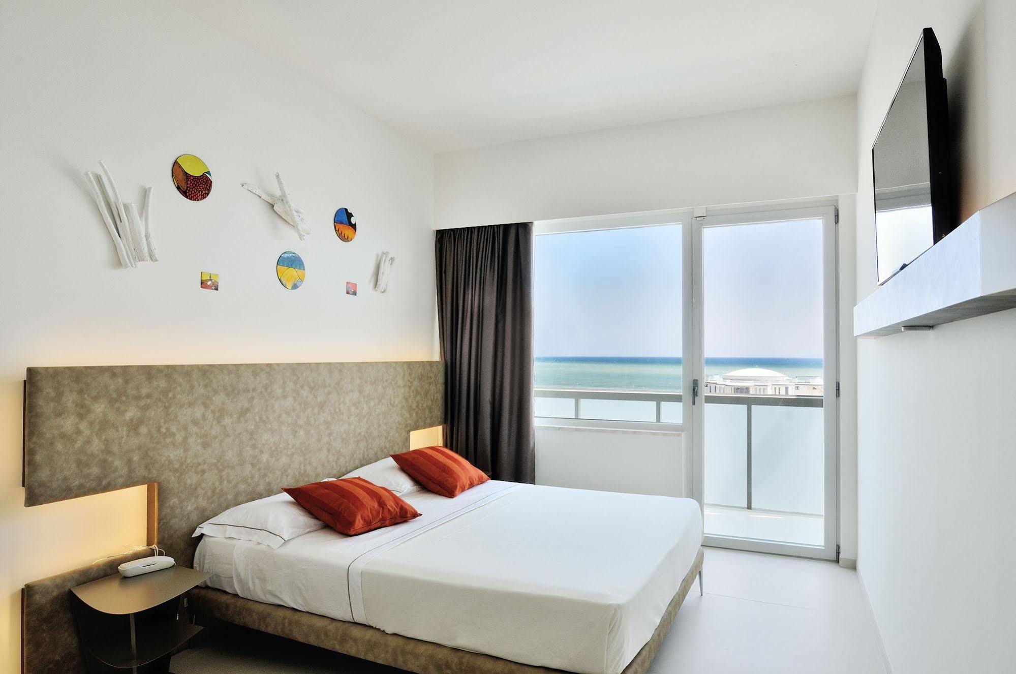 Hotel Cristallo Senigallia Ngoại thất bức ảnh